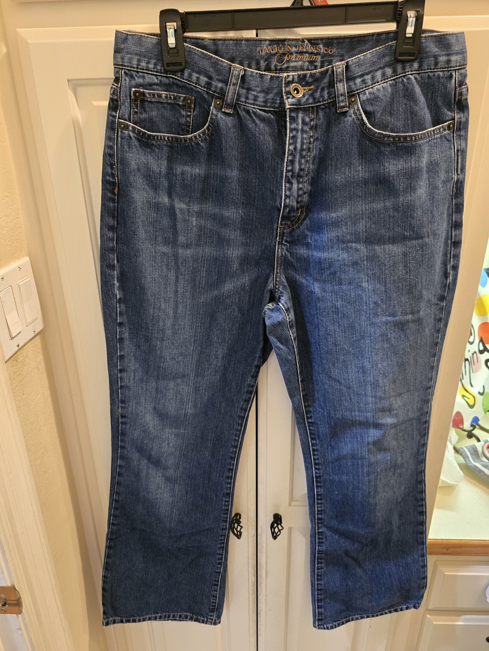 Lauren Ralph Lauren Women's Straight Leg Jeans  Size 12 Petite 100% Cotton